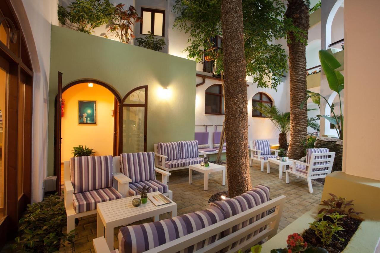 Alianthos Garden Aparthotel Plakias Exterior photo